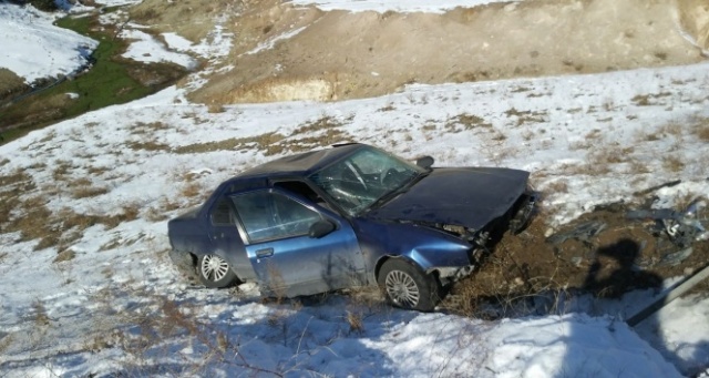 Sarıkamış'ta trafik kazası: 2 yaralı