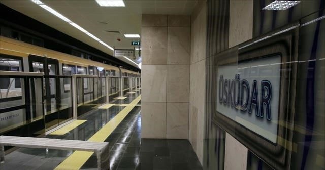 Sürücüsüz metro 4 günde 292 bin 344 yolcu taşıdı