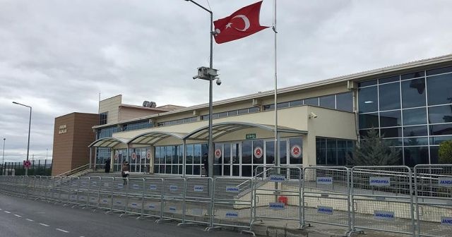 '25 Aralık darbeye teşebbüs' davasında ara karar