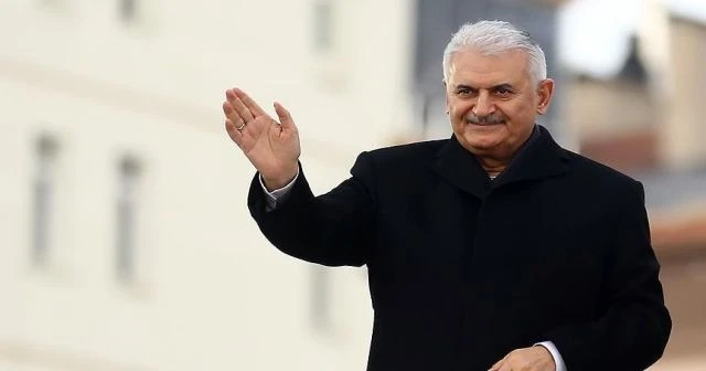 'Bizim kongrelerimiz başka partilerinkine benzemez'
