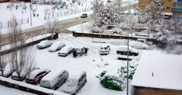415 mahalle ve köy yolu ulaşıma kapandı