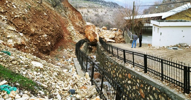 Adıyaman’da heyelan