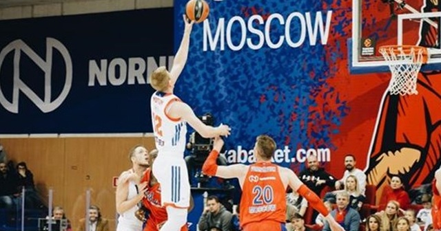 Anadolu Efes farklı yenildi