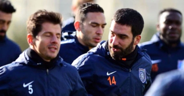 Arda, Başakşehir'e transferi sonrası Elia'yı kulübeye yolladı