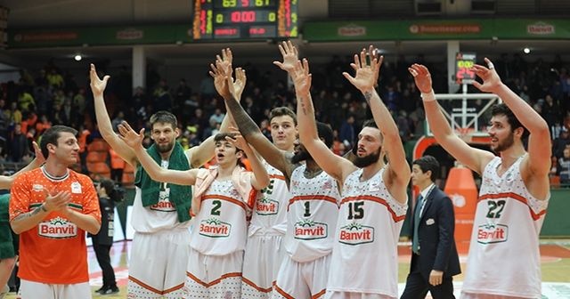 Banvit, Fenerbahçe Doğuş&#039;u devirdi