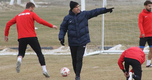 Beşiktaş&#039;ın efsane futbolcusu Van&#039;da şampiyonluk peşinde