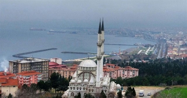 Büyükşehirler içinde en az cami bu kentte