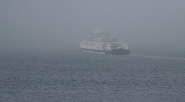 Çanakkale Boğazı'nda deniz ulaşımına sis engeli