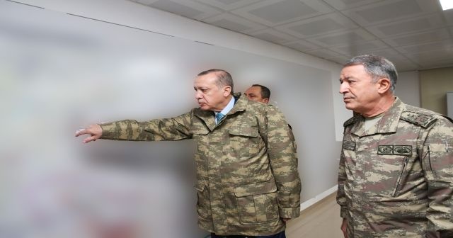 Cumhurbaşkanı Erdoğan Suriye sınırında