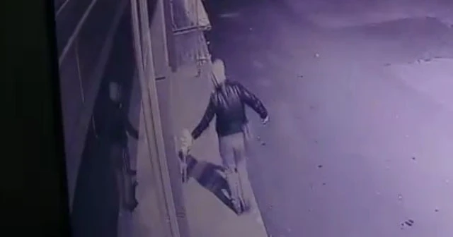 Dayısının dükkanını kundaklarken kameralara yakalandı