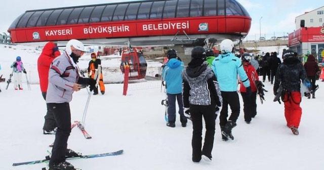 Erciyes&#039;te kar kalınlığı 120 santime ulaştı