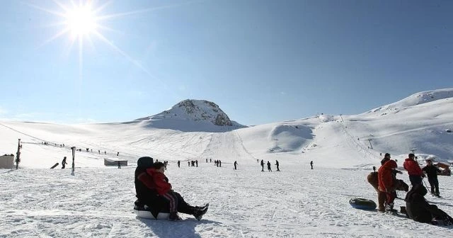 Hakkari'ye kış sporları için 10,5 milyon liralık yatırım