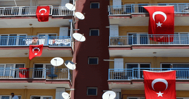 Hatay Valiliği&#039;nden bayrak çağrısı