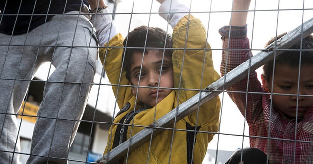 Hollanda&#039;da mülteci kamplarında ceza uygulaması