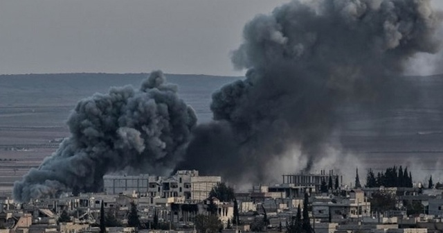 İdlib&#039;de hava saldırıları: 5 ölü