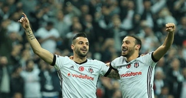 İngilizler Cenk Tosun&#039;un transferini duyurdu