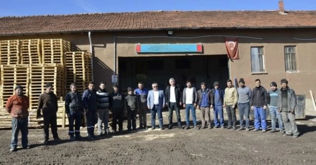 İşçiler bir günlük yevmiyelerini Mehmetçik Vakfı’na bağışladılar