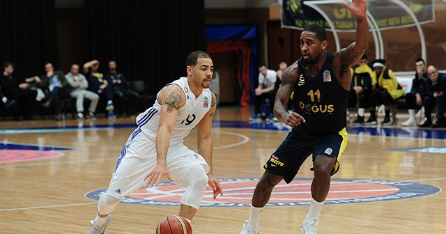 İstanbul BBSK: 70 - Fenerbahçe Doğuş: 83