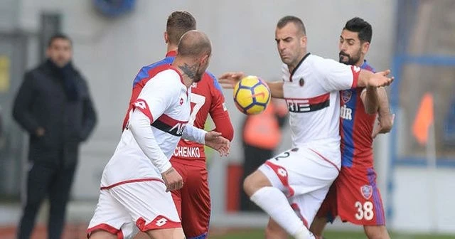 Karabükspor Gençlerbirliği'ne 2-0 yenildi