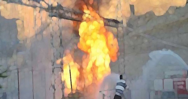 Mardin&#039;de trafo bomba gibi patladı!