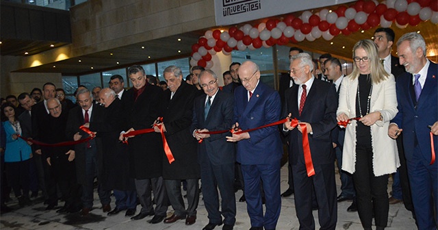 Meclis Başkanı Kahraman, Güneydoğu’nun en büyük kütüphanesi açtı