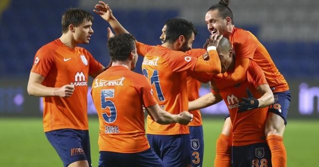 Medipol Başakşehir Karabükspor&#039;u farklı yendi