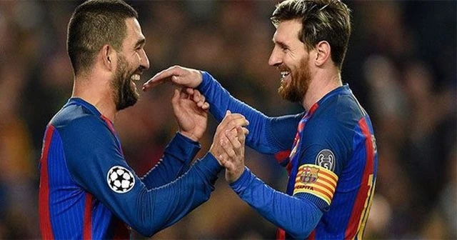 Messi'den Arda Turan mesajı...