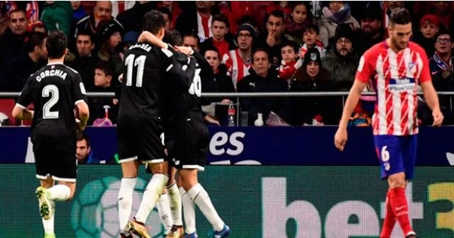 Sevilla, Atletico Madrid'i devirdi!