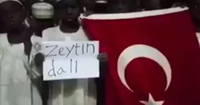 Sudanlı yetimlerden Türk askerine dua