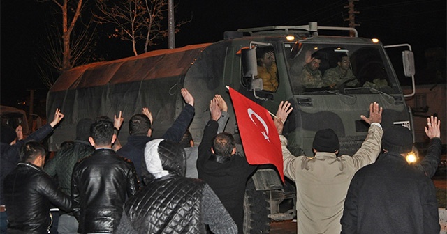 Suriye sınırına askeri sevkiyat: Takviye sürüyor