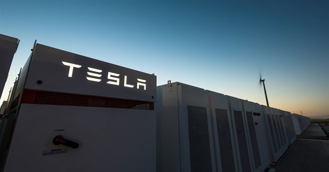 Tesla&#039;nın hızlı şarj istasyonlarını kuracak firma belli oldu