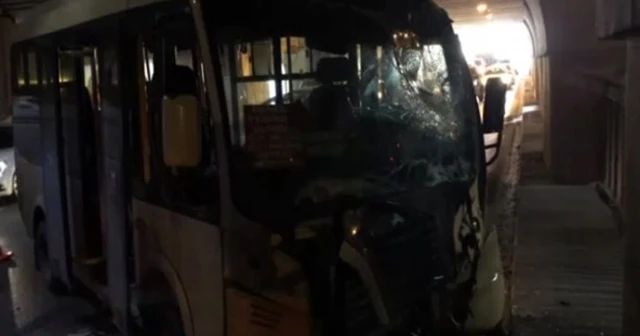 Topkapı alt geçidinde kaza oldu, yaralılar var