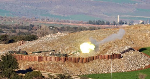 TSK, Afrin&#039;deki PKK/PYD hedeflerini obüslerle vuruyor