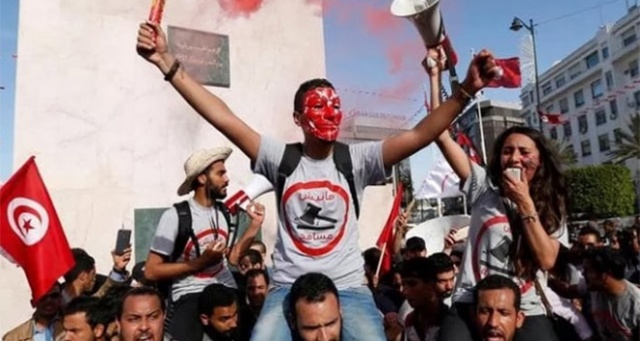 Tunus&#039;ta hayat pahalılığı protestoları