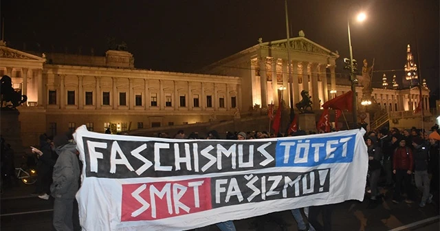 Viyana’da aşırı sağcı parti FPÖ karşıtı gösteri