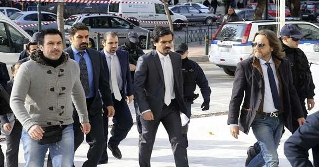 Yunan Bakan: '8 askerin darbeci olduklarına dair ciddi bulgular var'