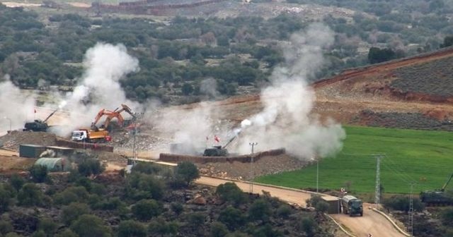 Afrin&#039;de bir köy daha teröristlerden temizlendi