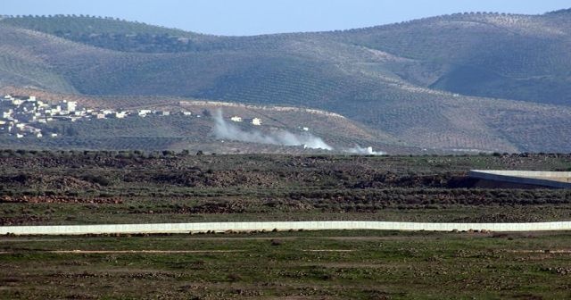 Afrin&#039;e ilerlemeye çalışan terörist gruplar geri çekildi