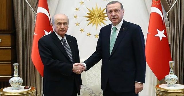 AK Parti-MHP ittifakı! 2 partinin üyeleri yarın liderlere sunum yapacak