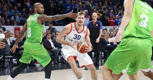 Anadolu Efes&#039;te Dragic sezonu kapattı