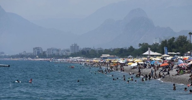 Antalya&#039;ya gelen turist sayısı yüzde 13 arttı