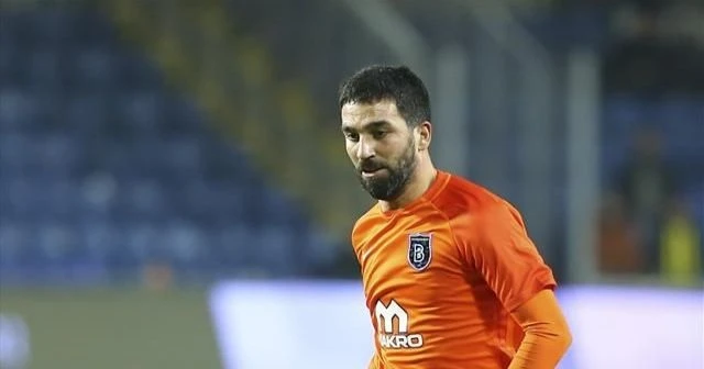 Arda Turan Aslıhan Doğan'a evlenme teklif etti