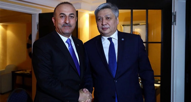 Bakan Çavuşoğlu, Kırgız mevkidaşı Abdıldayev ile bir araya geldi