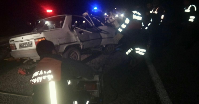 Çorum’da iki otomobil kafa kafaya çarpıştı: 3 ölü, 1 yaralı