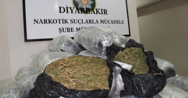 Diyarbakır’da 460 kilo esrar ele geçirildi
