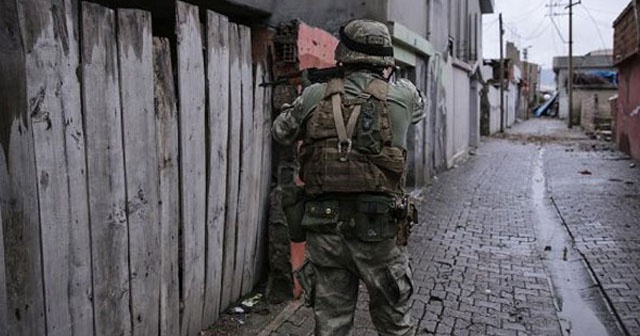 Diyarbakır’da PKK&#039;ya büyük operasyon