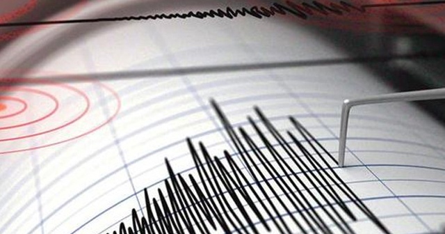 Ege Denizi&#039;nde 4,4 büyüklüğünde deprem meydana geldi