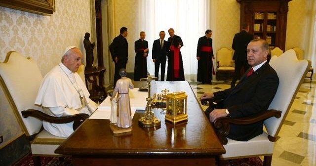 Erdoğan-Papa görüşmesi sona erdi