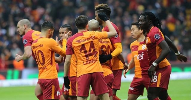 Galatasaray rahat kazandı! Liderliği kaptı