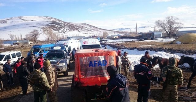 Kars’ta tipiye yakalanan 8 kişi kurtarıldı